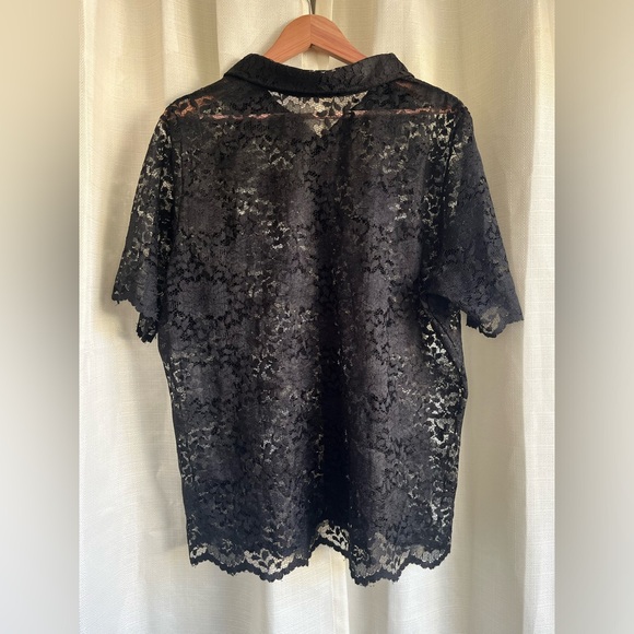 Boxy Lace Collared Button Up - Picture 3 of 4